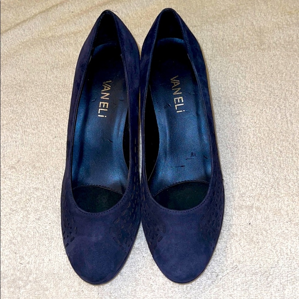 Vaneli Navy Suede 3 inch Round Toe Pumps.